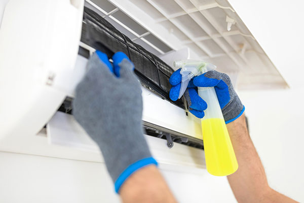 Local Damage Restoration and Cleaning Services